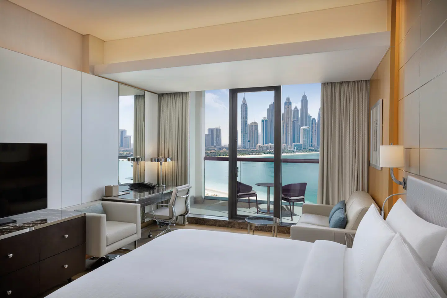 Hilton Dubai Palm Jumeirah ROOM_EXAMPLE
