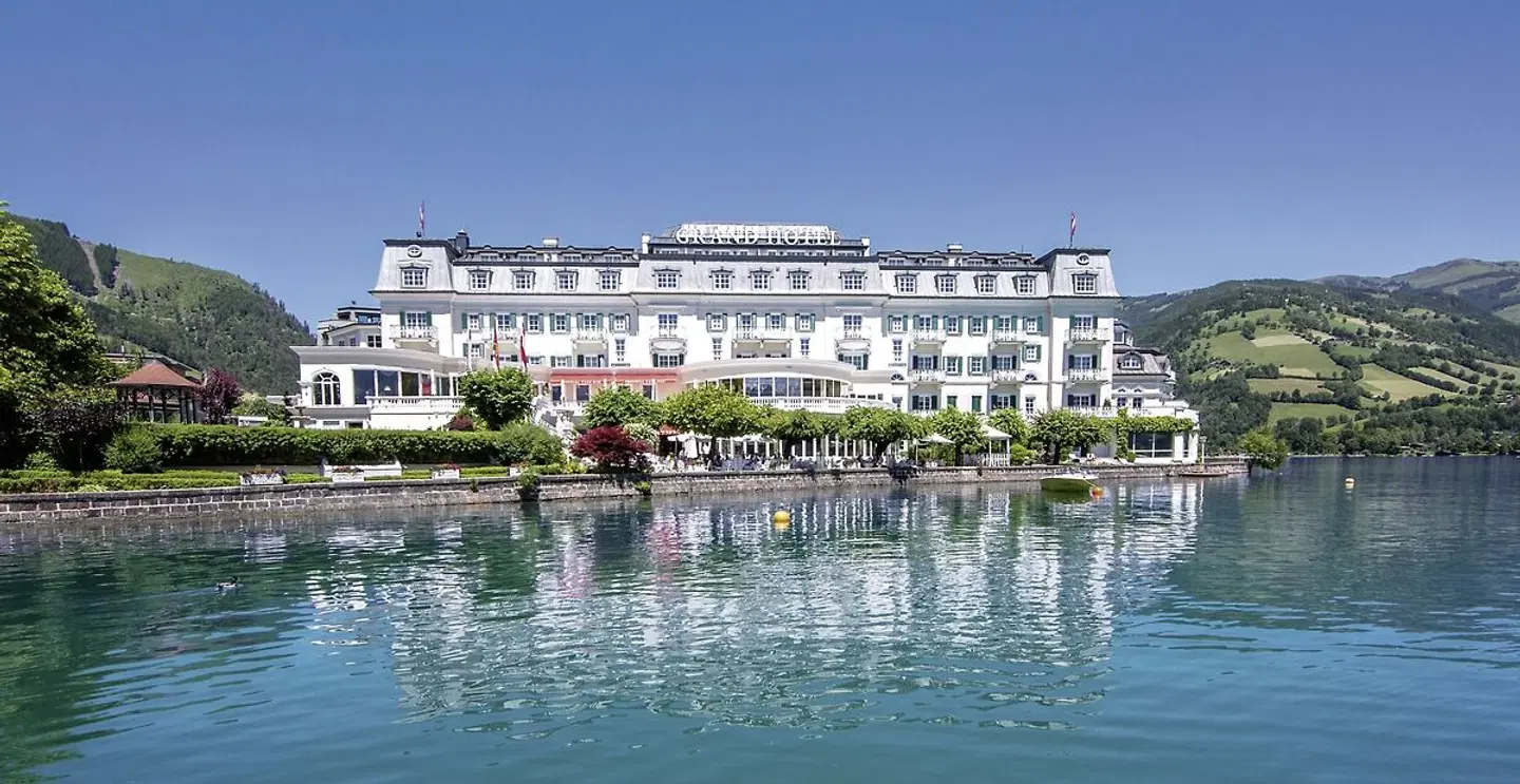 Grand Hotel Zell am See EXTERIOR