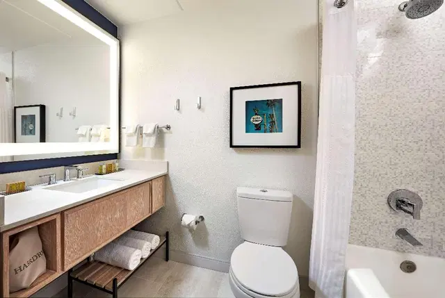 MDR Marina del Rey- a DoubleTree by Hilton Badezimmer