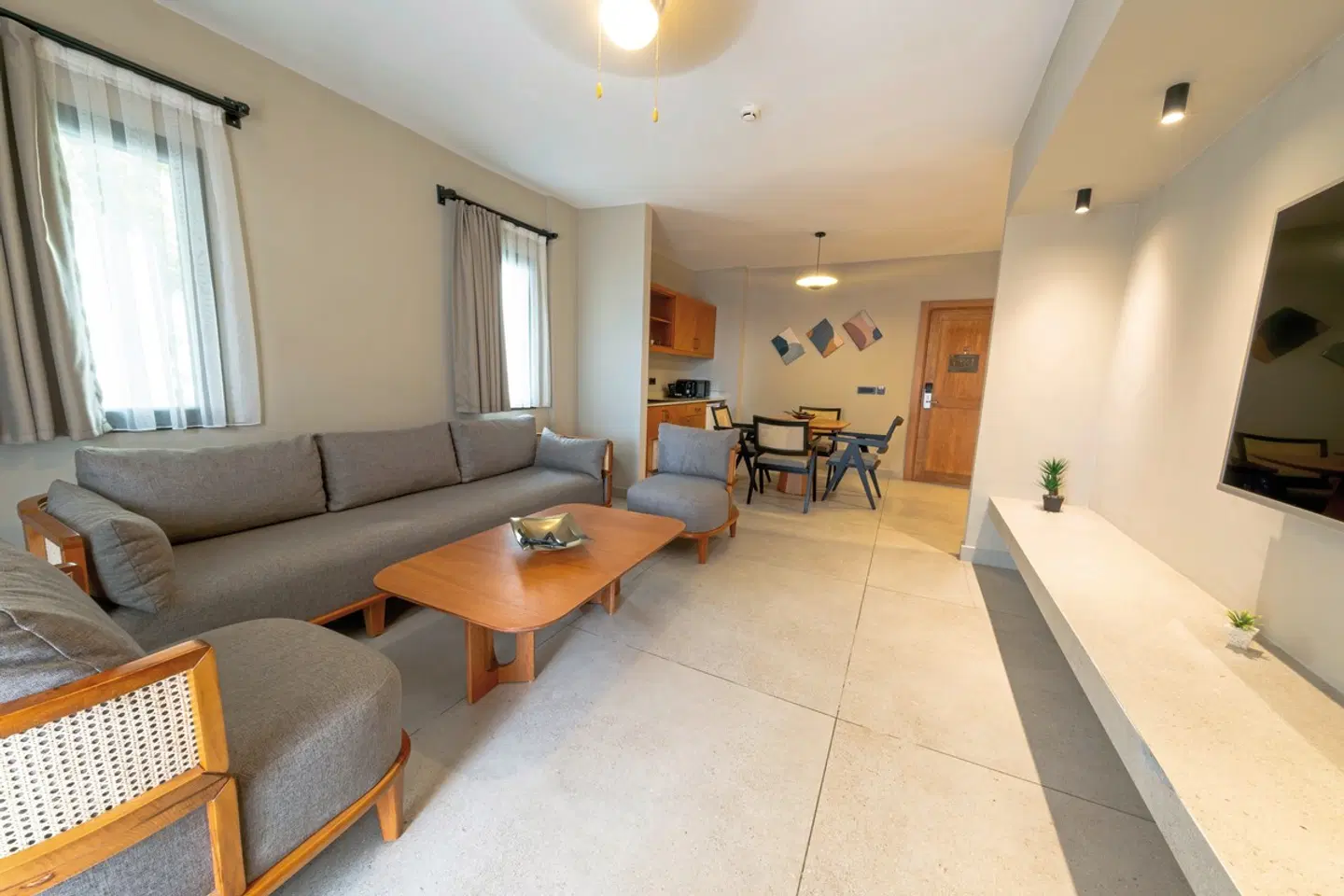 Siu Collection ROOM_EXAMPLE