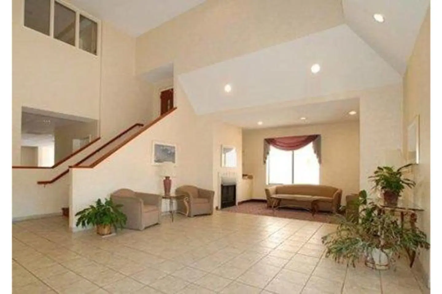 Baymont by Wyndham Mooresville LOUNGE_LOBBY