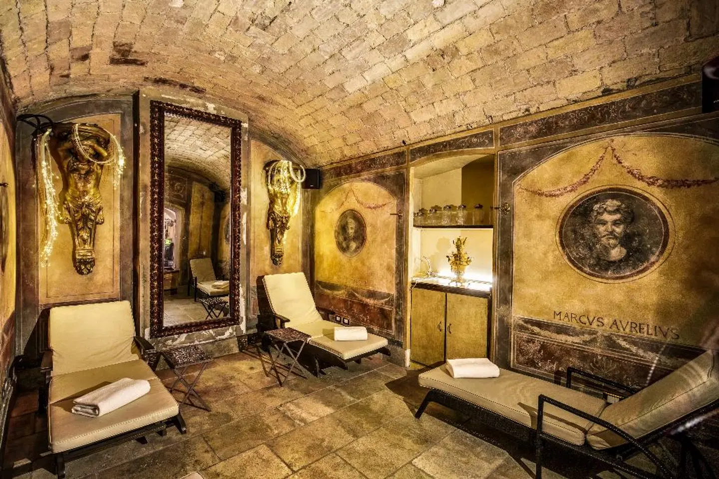 Romanico Palace HEALTH_BEAUTY