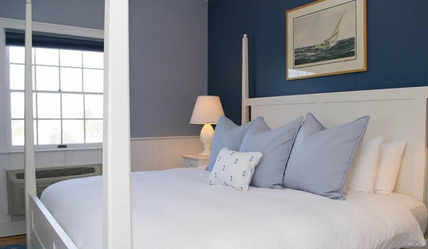 The Breakwater Inn & Spa ROOM_EXAMPLE