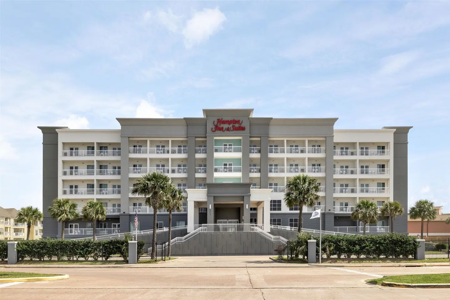 Hampton Inn & Suites Galveston EXTERIOR