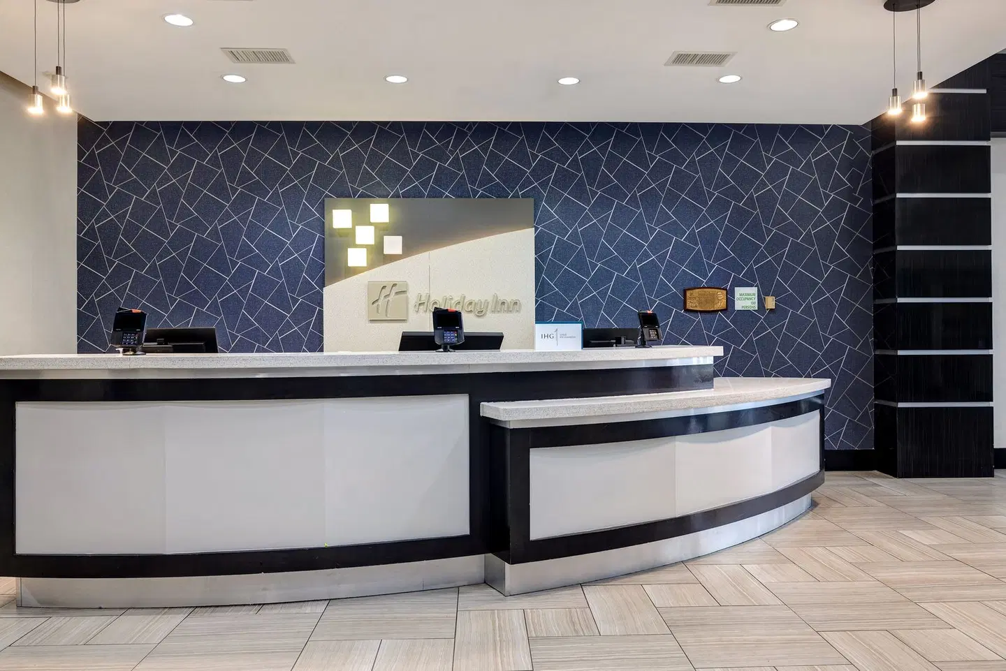 Holiday Inn Houston Downtown by IHG LOUNGE_LOBBY