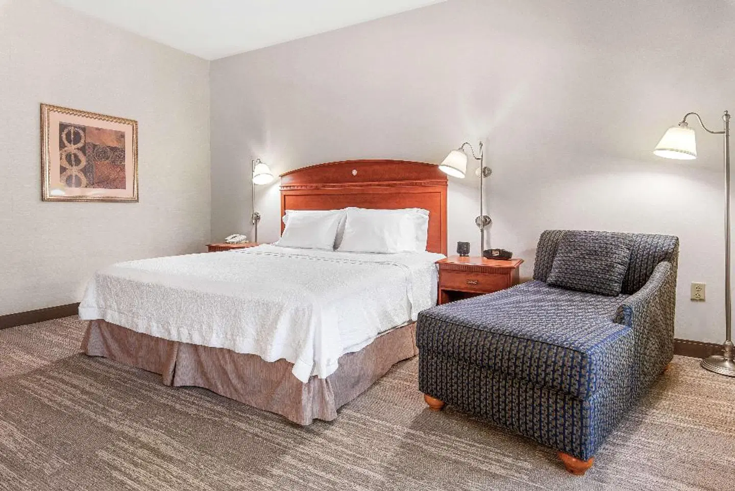 Hampton Inn & Suites North Conway ROOM_EXAMPLE