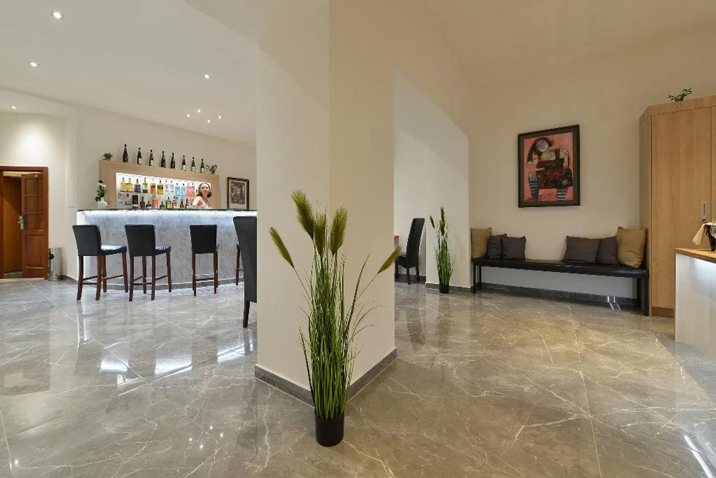 Prague Season Hotel Bar