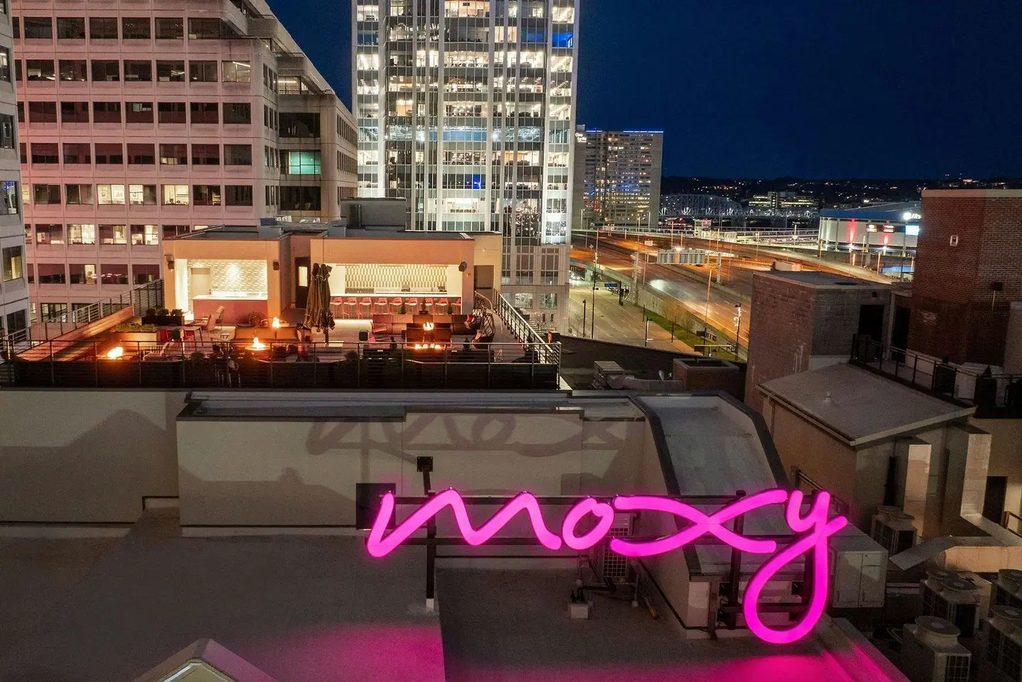 Moxy Cincinnati Downtown Terrasse