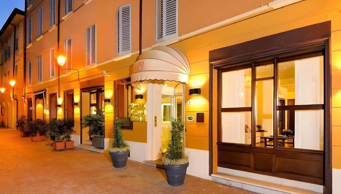 Phi Hotel Bologna - Hotel EXTERIOR