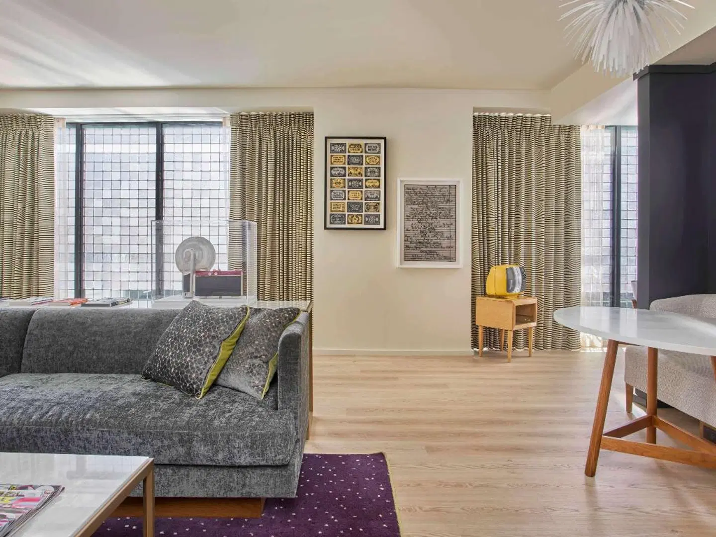 The Bankers Alley Hotel Nashville, Tapestry Collection by Hilton ROOM_EXAMPLE