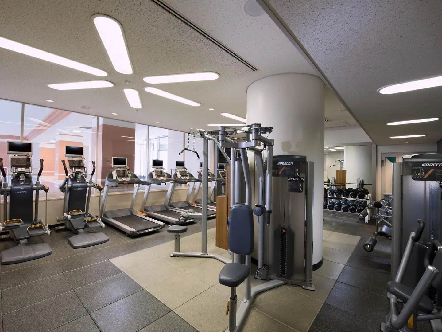 Hilton Osaka Hotel SPORTS_AND_LEISURE