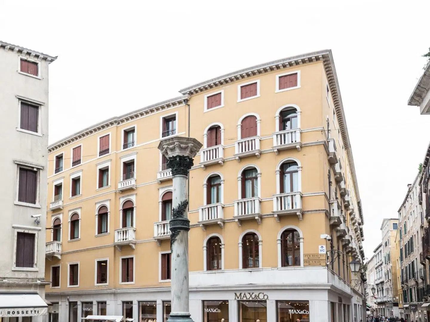 San Teodoro Palace EXTERIOR