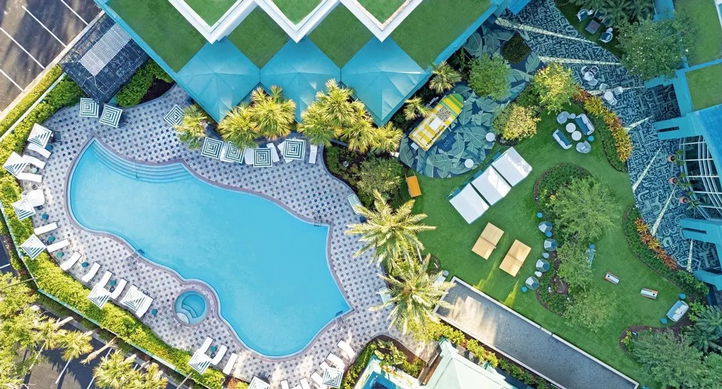 Landy Orlando Universal Blvd. MODEL_IMPRESSION