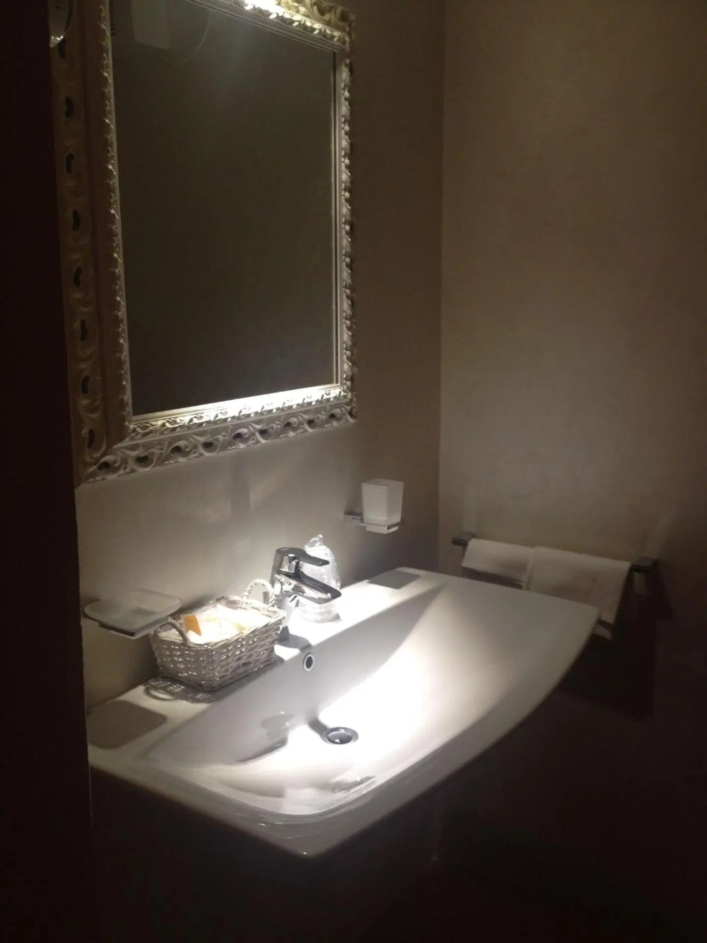 Alessi Hotel Badezimmer