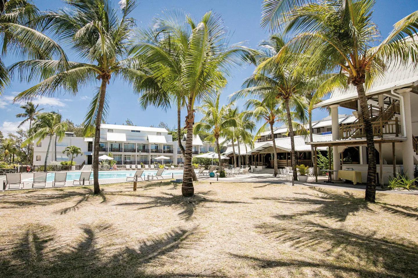 Le Peninsula Bay Beach Resort & Spa Strand