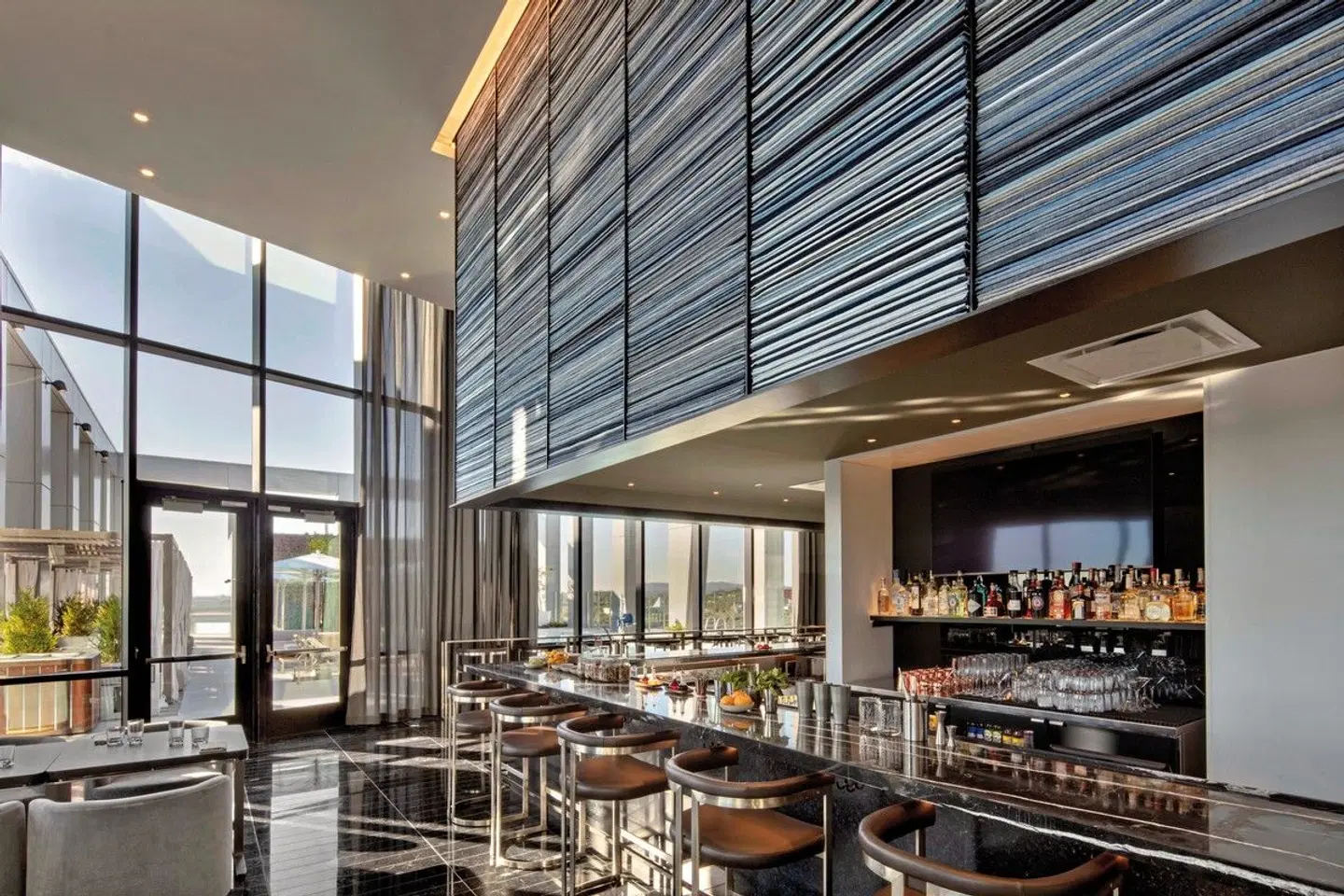 The Joseph, a Luxury Collection Hotel, Nashville Bar