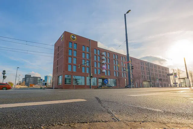 B&B Hotel Bremen-Überseestadt EXTERIOR