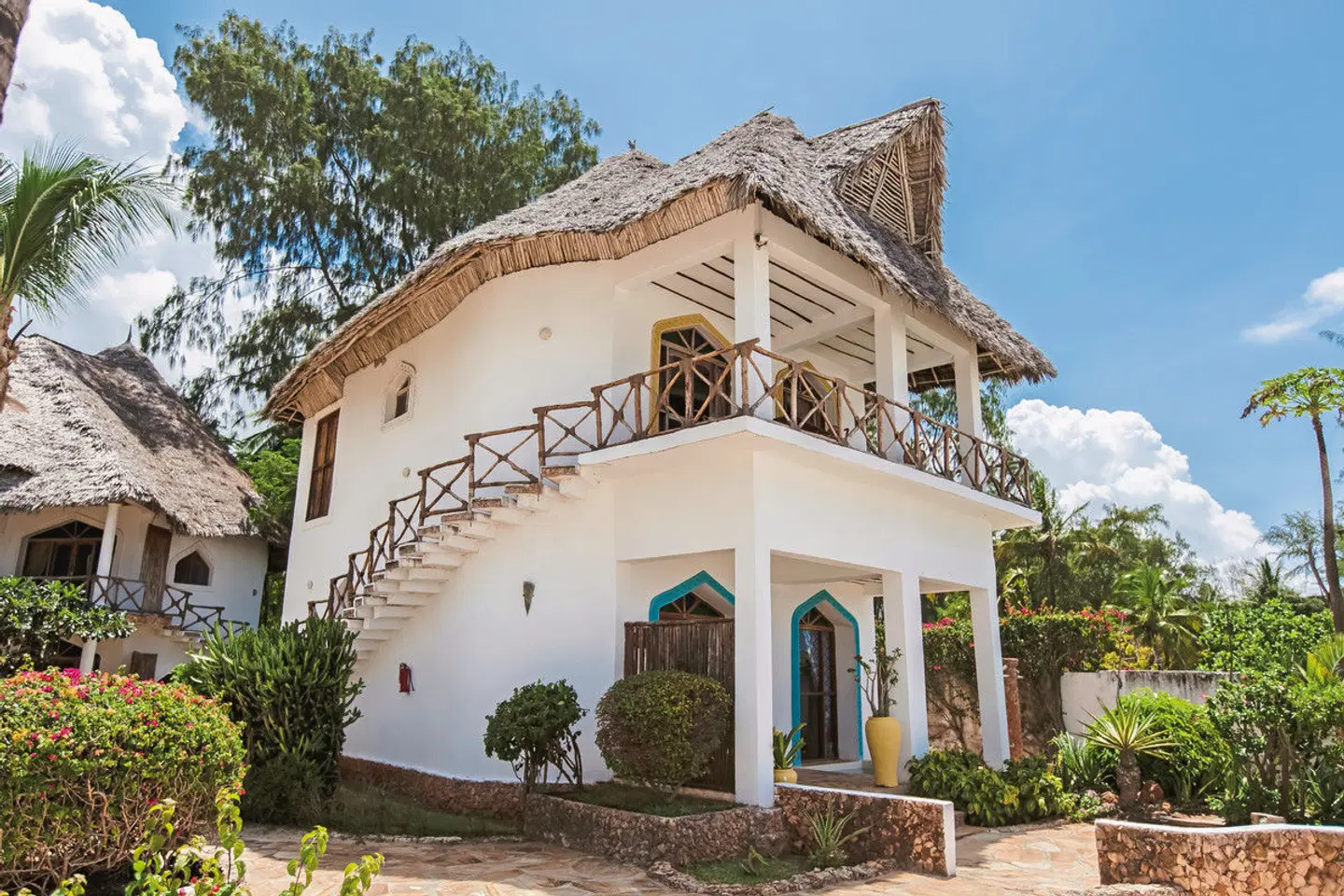 AHG Waridi Beach Resort & Spa EXTERIOR