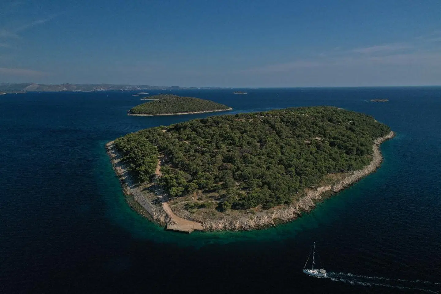 Glamping Forest lodges LANDSCAPE