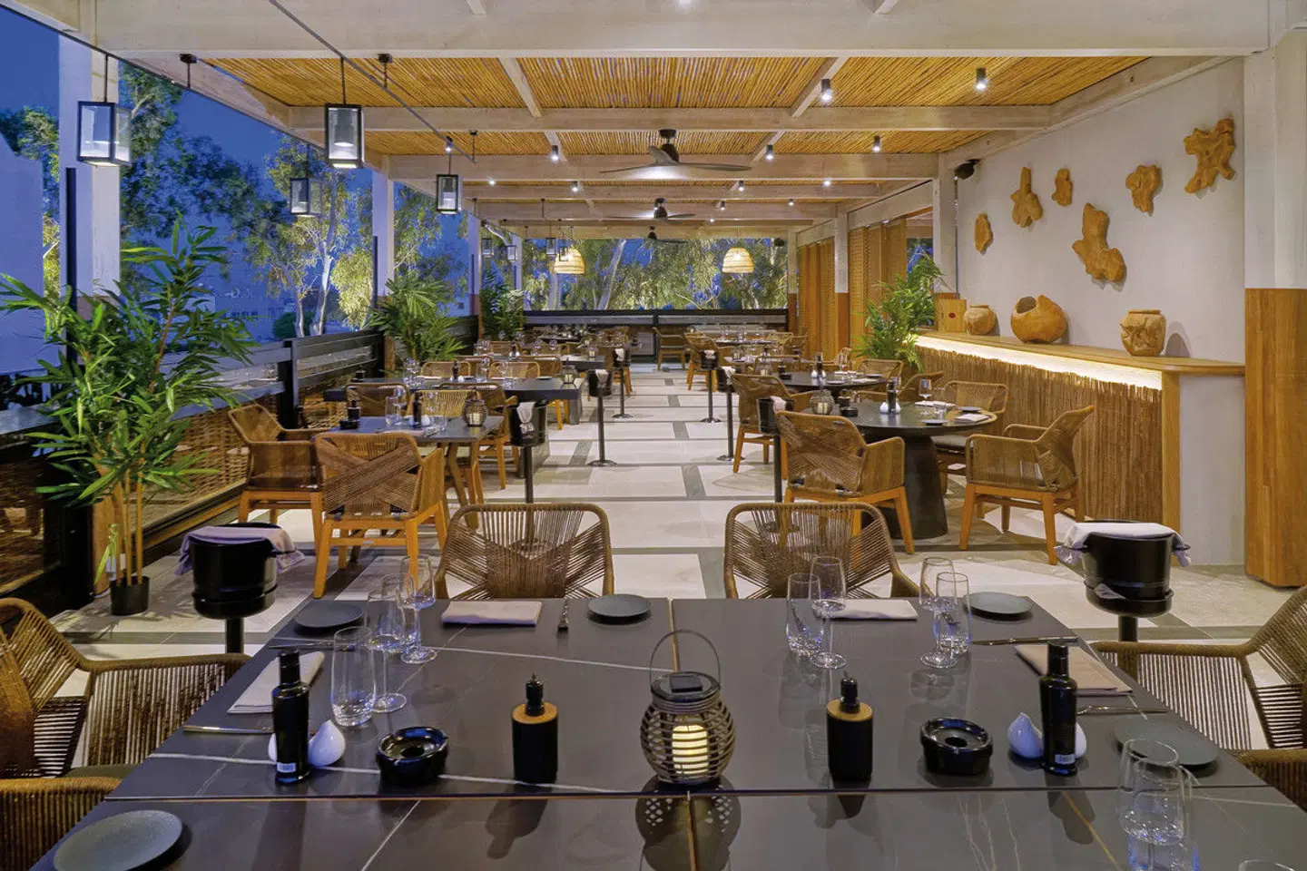 Radisson Blu Zaffron RESTAURANT