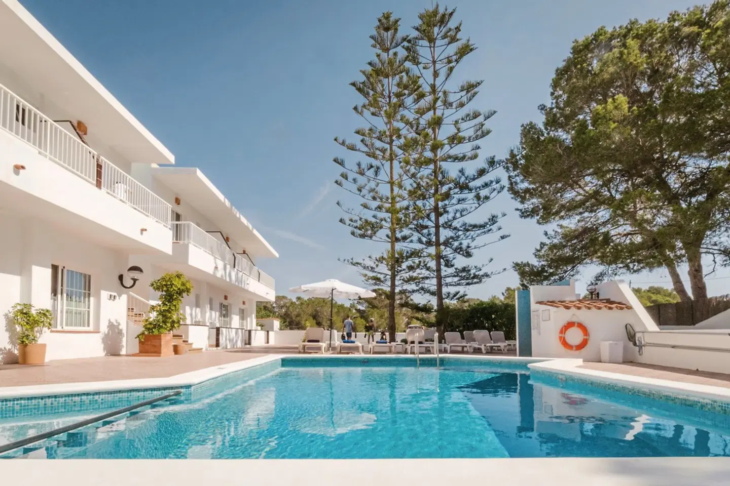 Hostal Es Pi OUTDOOR_POOL