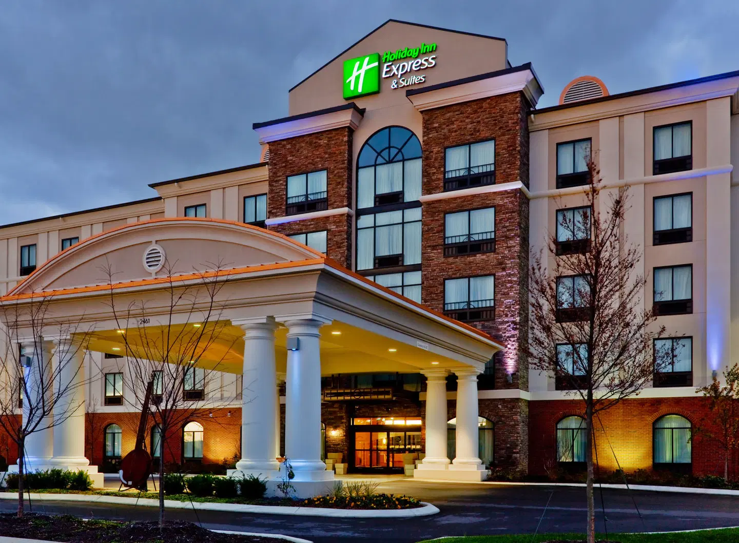 Holiday Inn Express & Suites Nashville-Opryland by IHG EXTERIOR