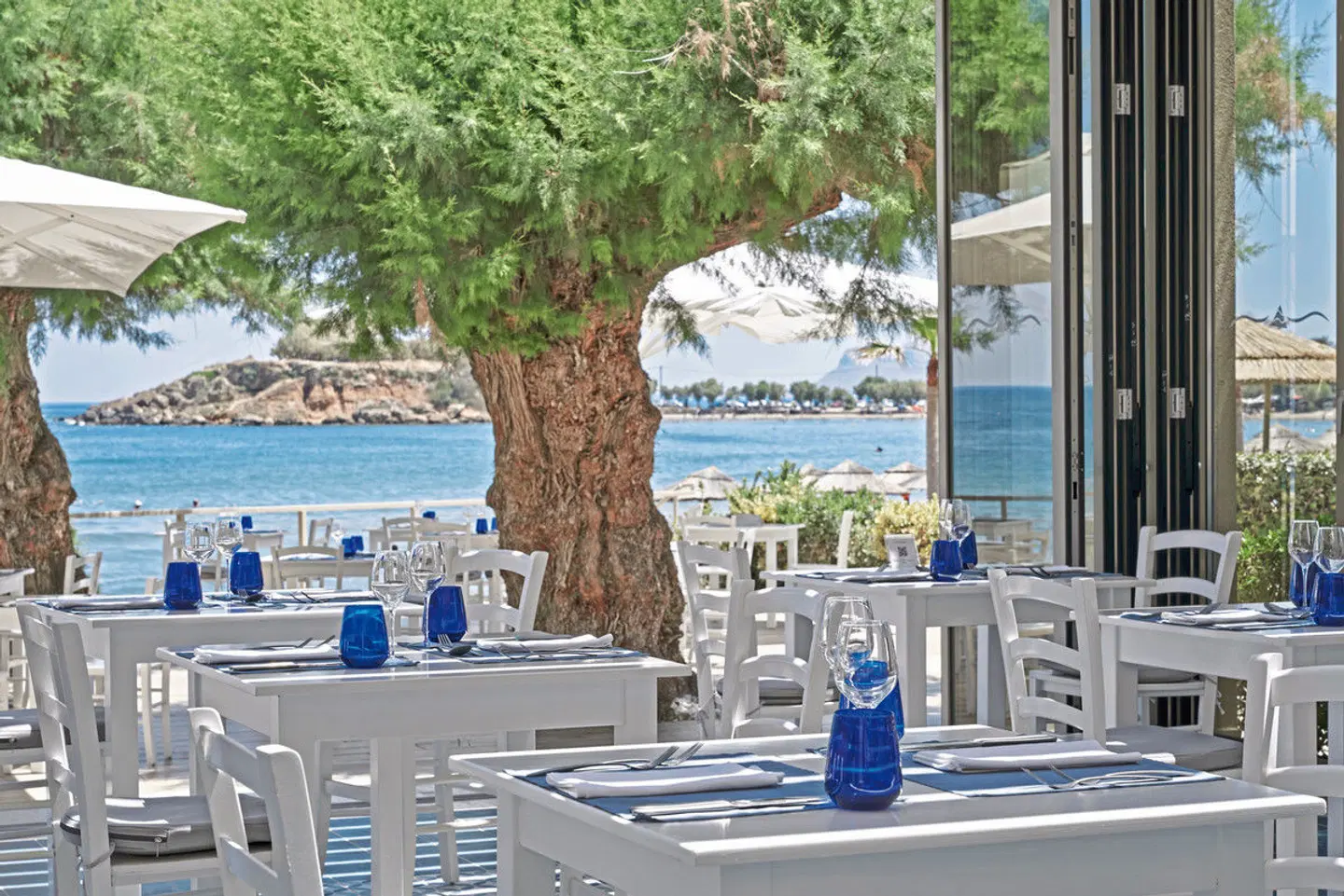 Atlantica Kalliston Resort Terrasse