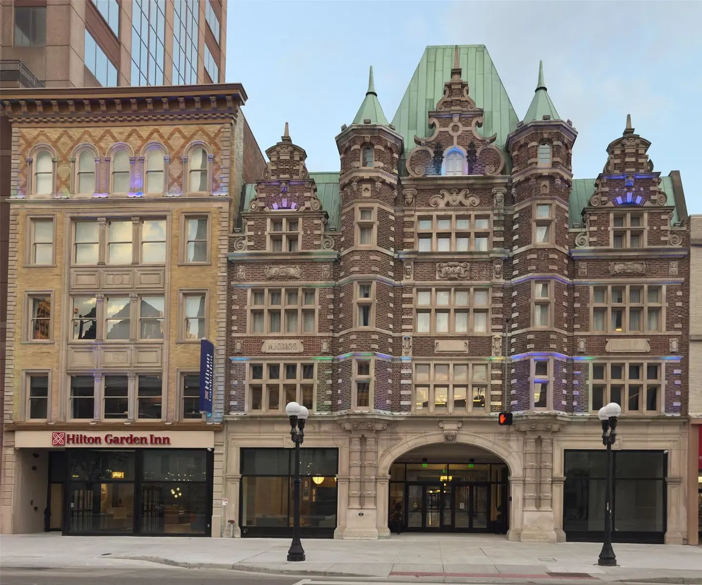 Hilton Garden Inn Dayton Downtown EXTERIOR