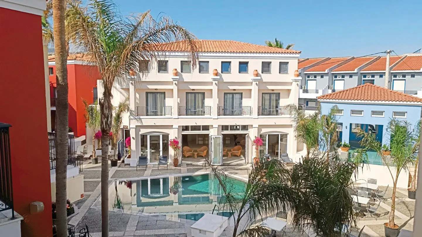 Grecotel Plaza Beach House OUTDOOR_POOL