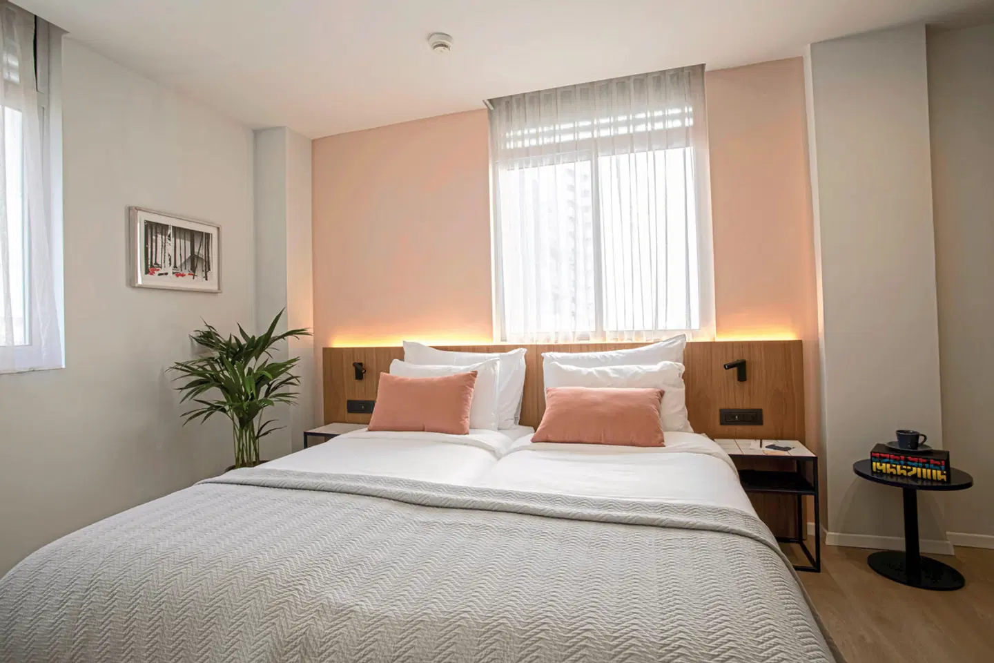 Artist Hotel ROOM_EXAMPLE