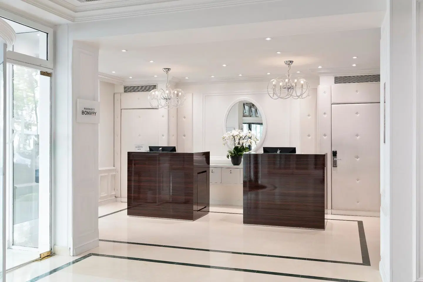 Renaissance Paris Le Parc Trocadero Hotel LOUNGE_LOBBY