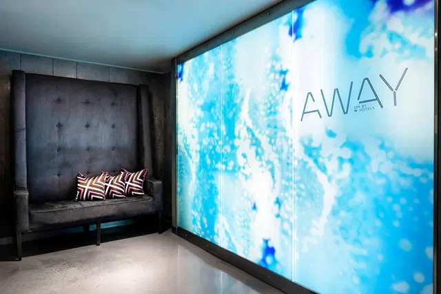 W Montréal Badezimmer