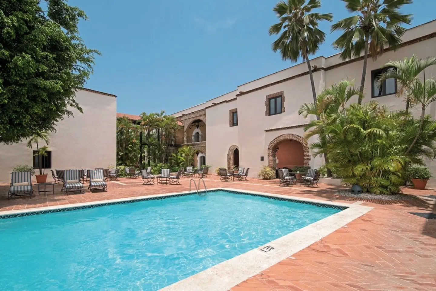 Hodelpa Nicolas de Ovando OUTDOOR_POOL