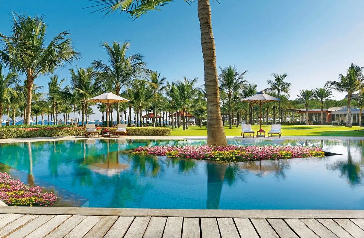 Al Bustan Palace, a Ritz-Carlton Hotel OUTDOOR_POOL