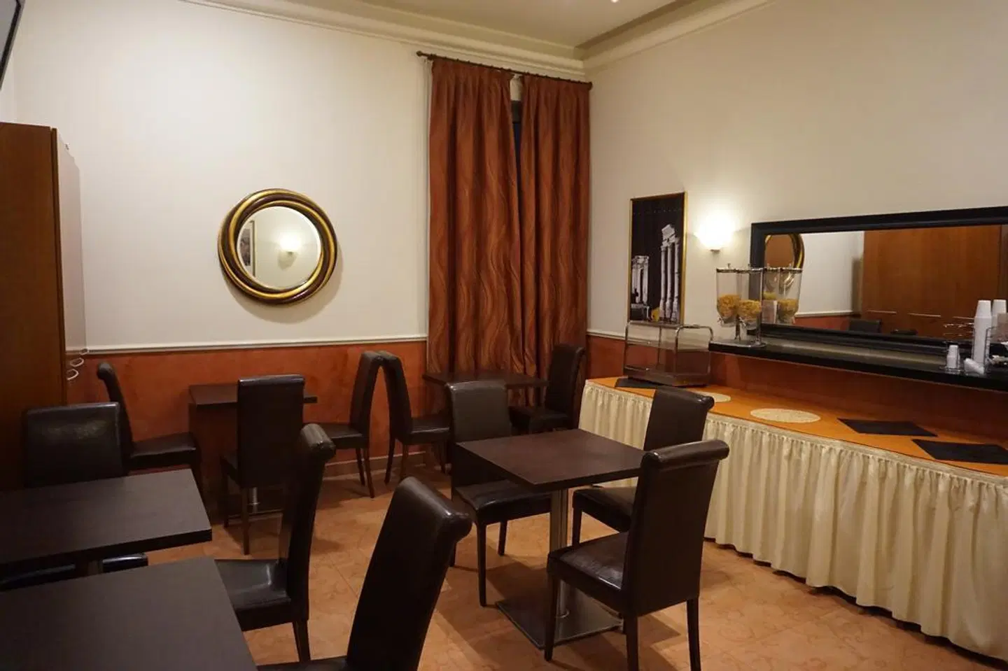 Everest Inn Rome ROOM_EXAMPLE