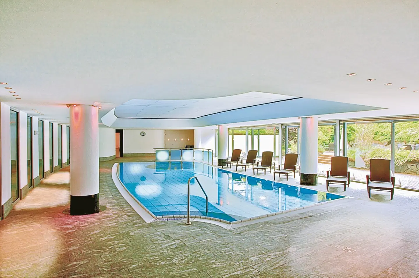 Sauerland Stern INDOOR_POOL