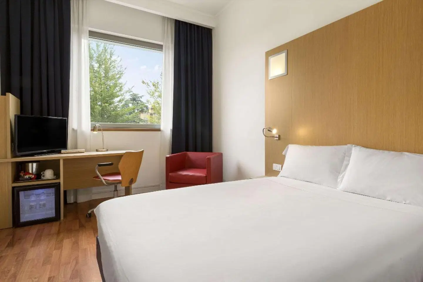 Ramada Encore by Wyndham Bologna ROOM_EXAMPLE