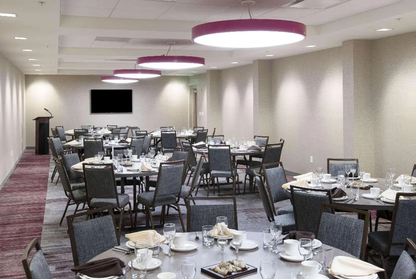 Wyndham Garden at Niagara Falls Restaurant