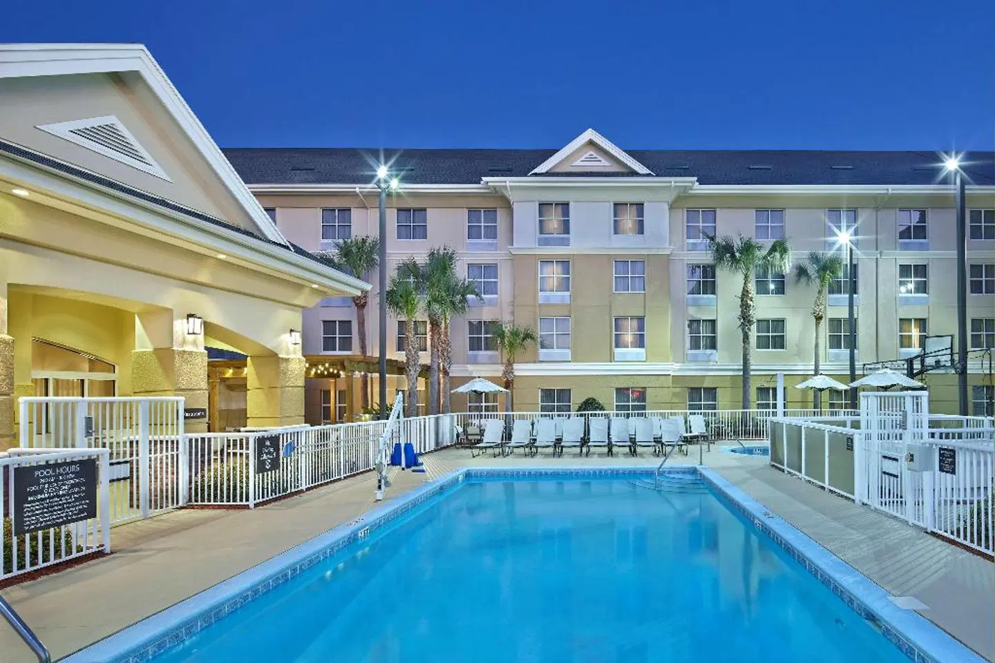 Homewood Suites by Hilton Daytona Beach Speedway-Airport OUTDOOR_POOL