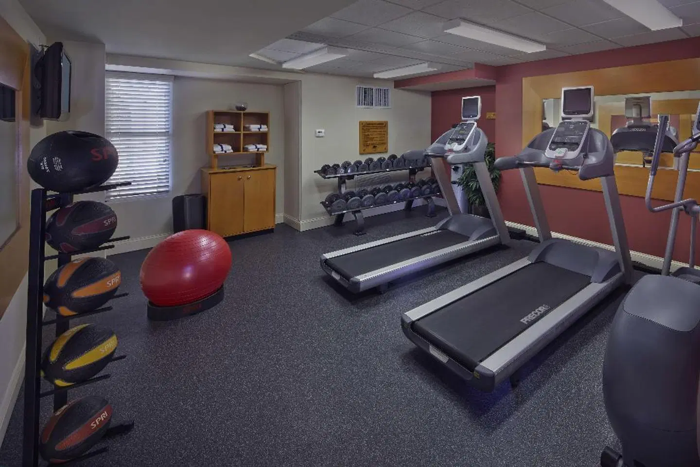 Homewood Suites by Hilton Daytona Beach Speedway-Airport SPORTS_AND_LEISURE