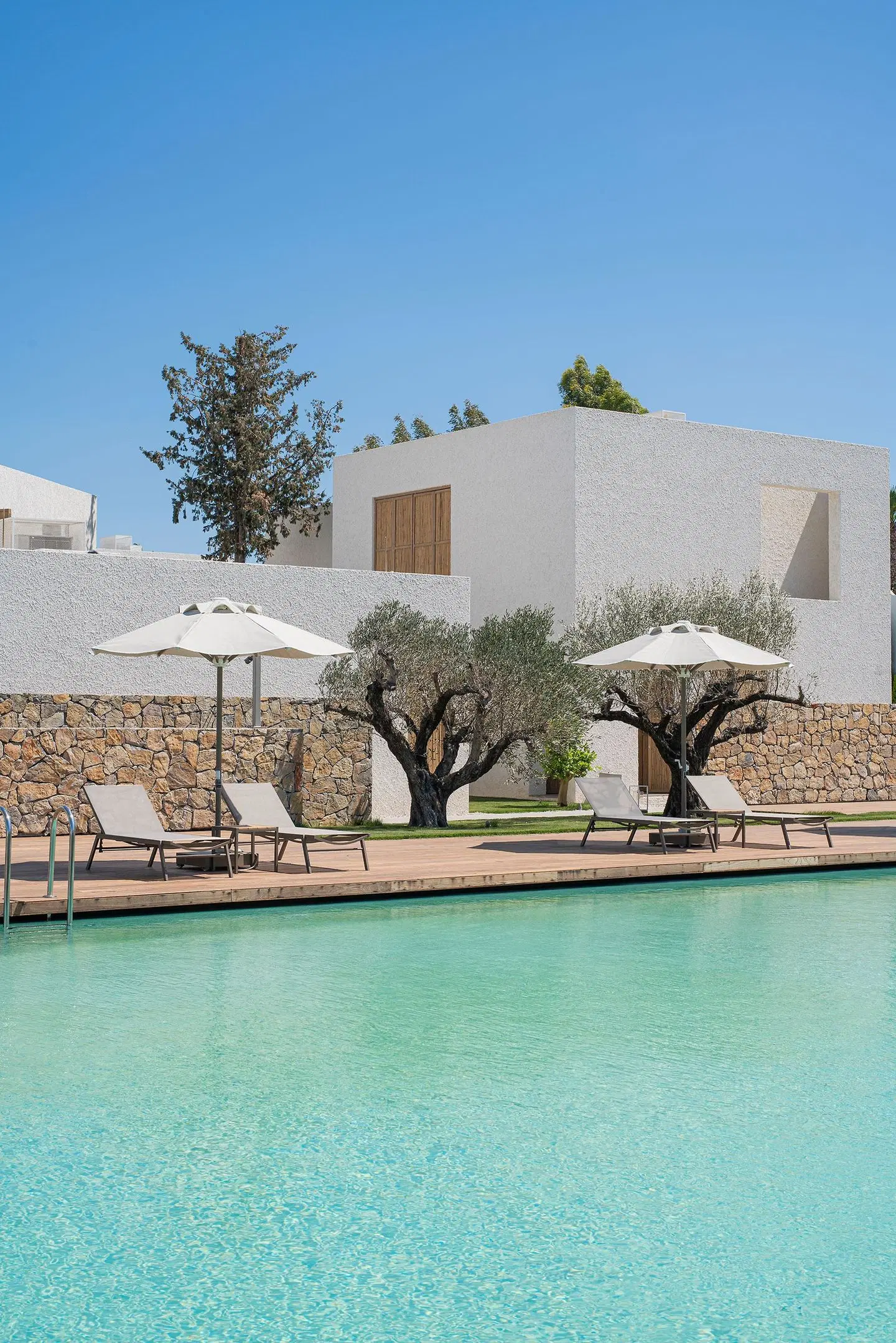 Voyage Torba OUTDOOR_POOL