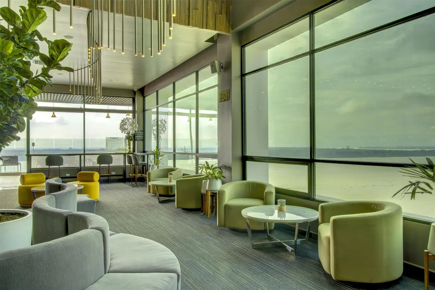 DoubleTree by Hilton Guayaquil LOUNGE_LOBBY