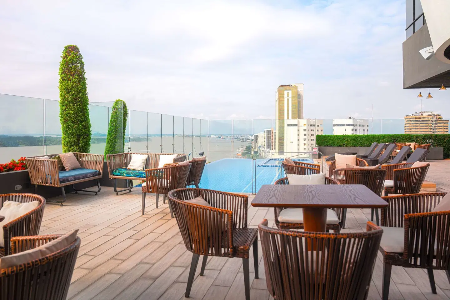 DoubleTree by Hilton Guayaquil Terrasse
