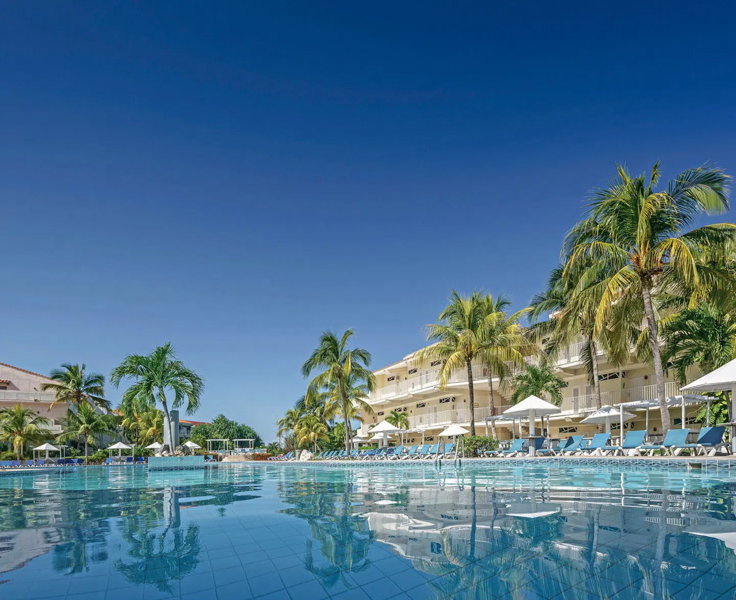 Sol Rio de Luna y Mares OUTDOOR_POOL