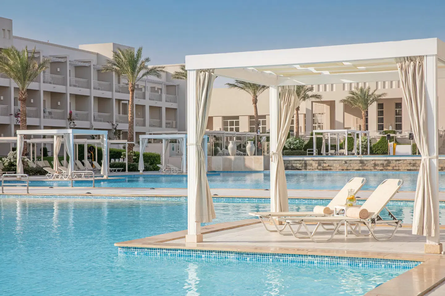 JAZ Aquaviva OUTDOOR_POOL