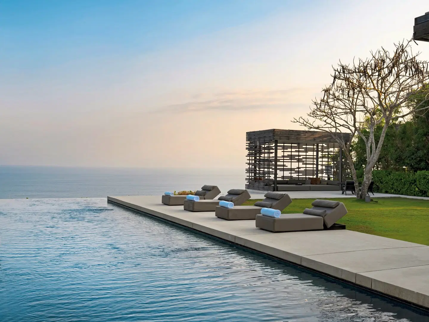 Alila Villas Uluwatu OUTDOOR_POOL