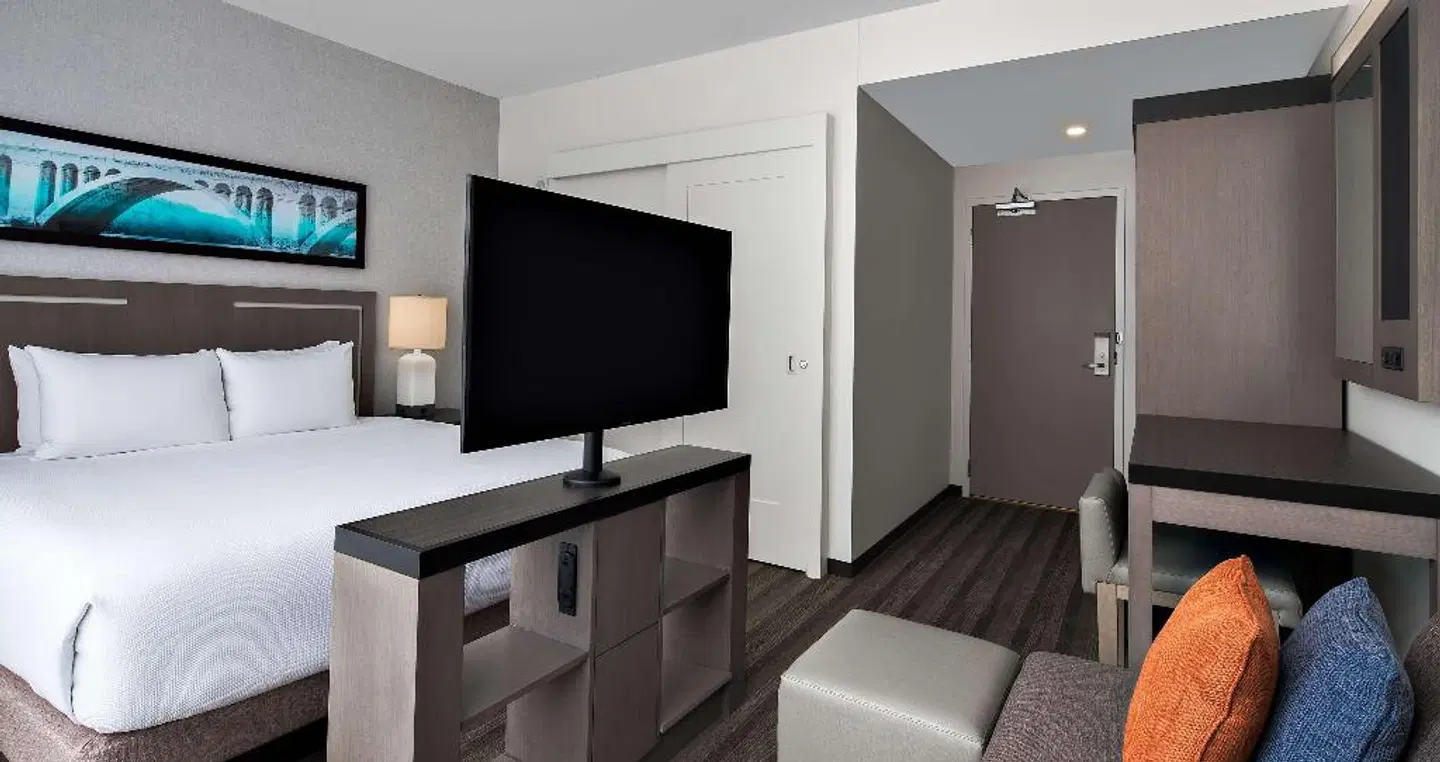 Hyatt House Washington DC / The Wharf ROOM_EXAMPLE