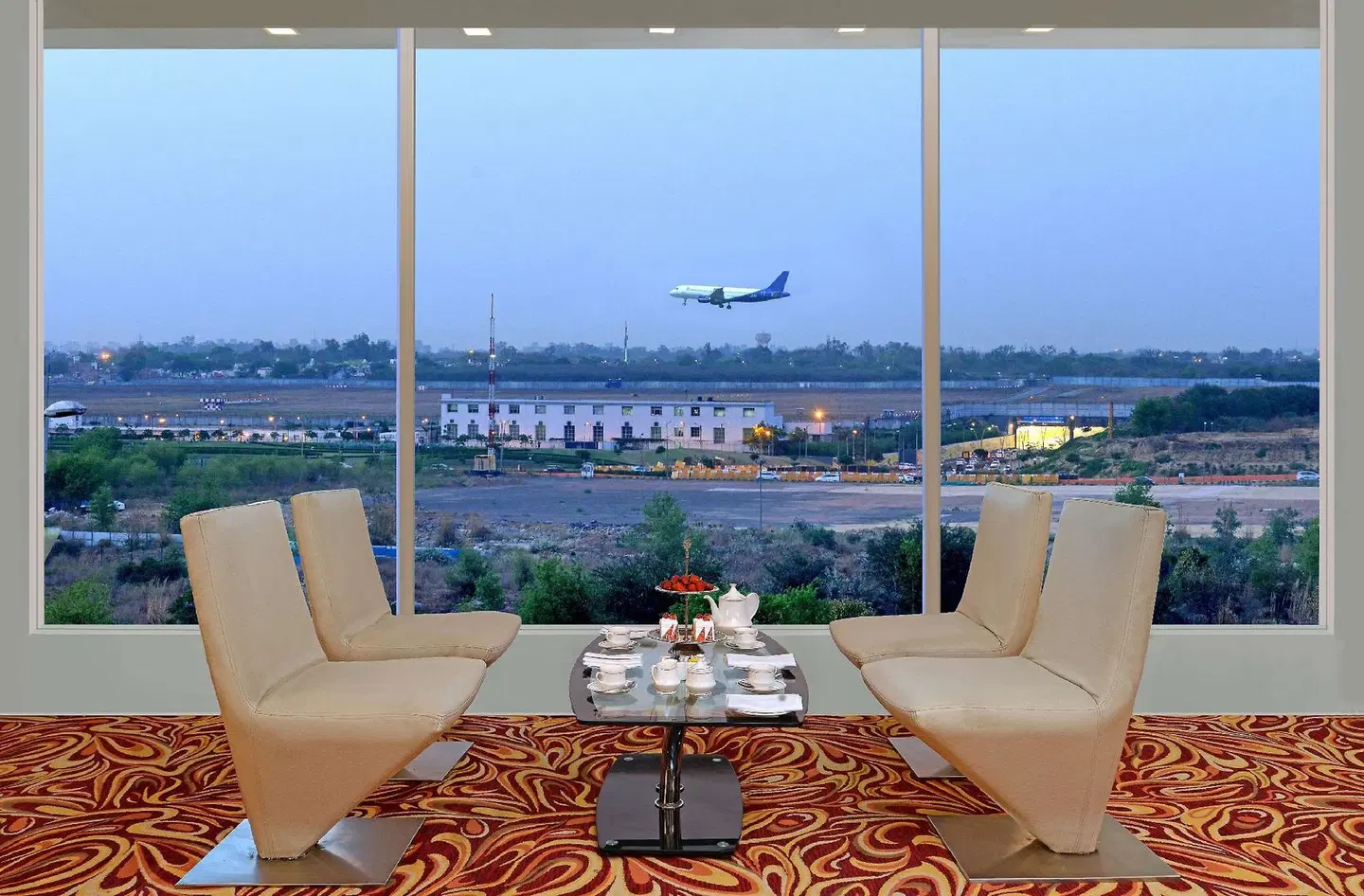 Taurus Sarovar Portico Terrasse