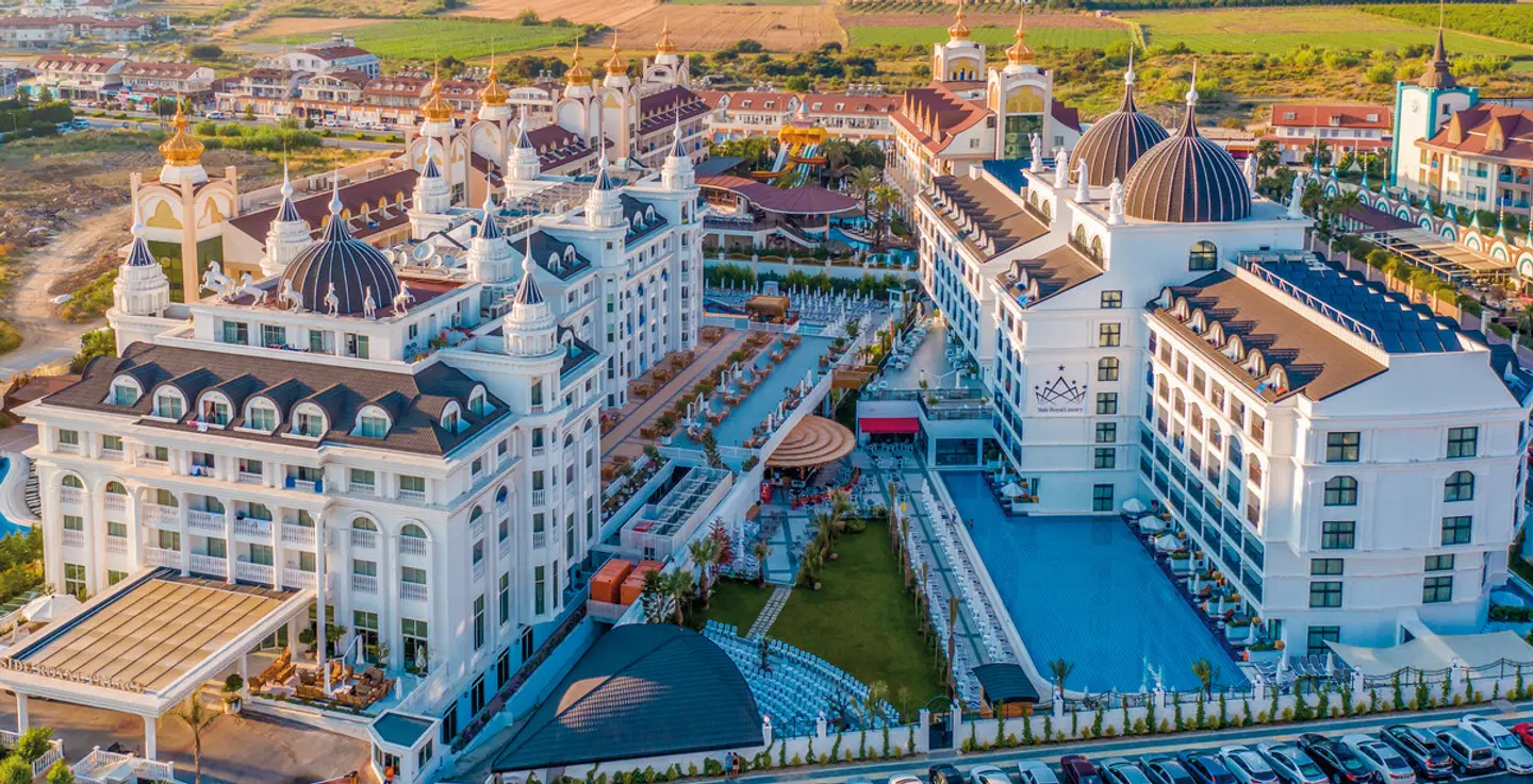 Side Royal Style Hotel EXTERIOR