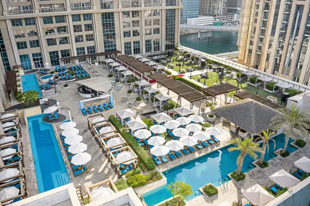 Hilton Dubai Al Habtoor City OUTDOOR_POOL